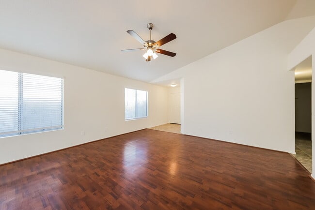 Photo - 8449 W Wethersfield Rd