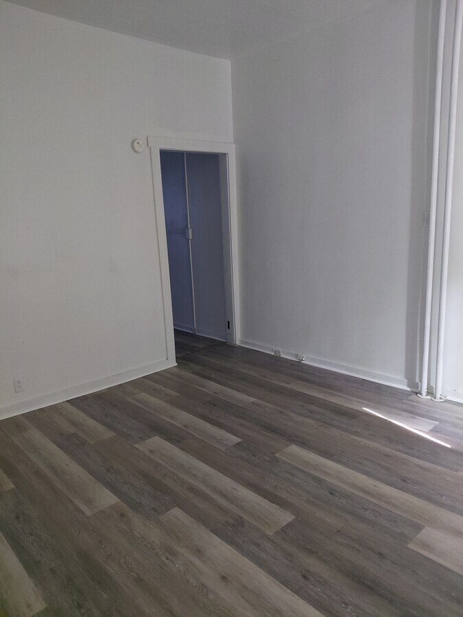 Photo - 336 N 6th St Unit 1F