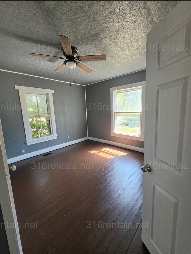 Photo - 508 W 5th St