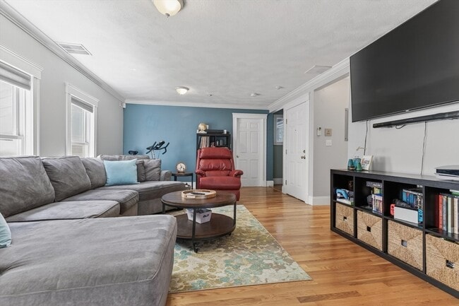 Photo - 17 Bonair St Unit 17B