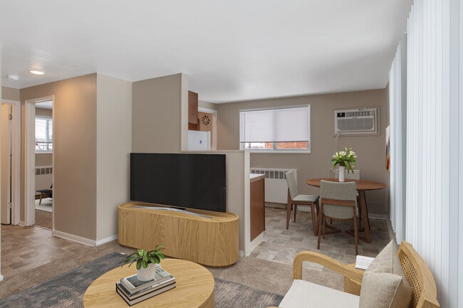 Photo - Grant Village