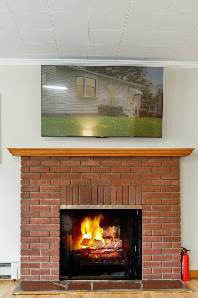 Photo - 108 Spring St