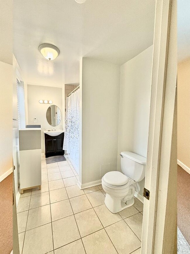 Photo - 815 N Caroline St