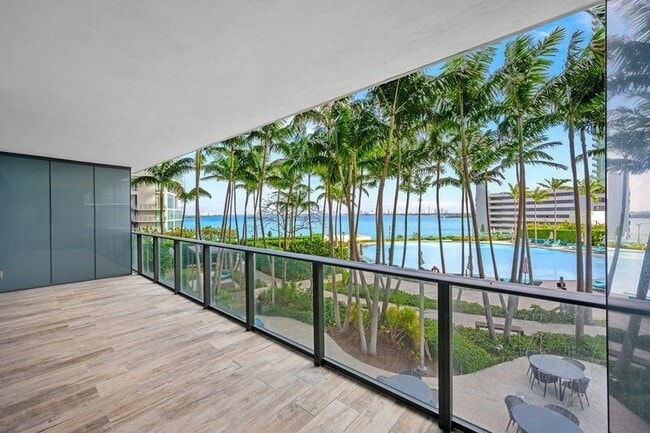 Photo - 650 NE 32nd St Unit 602