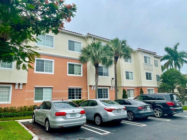 Photo - 9849 Baywinds Blvd Unidad 8106