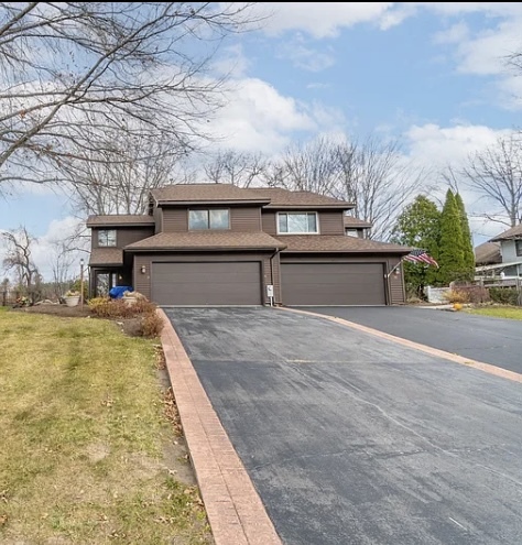 Photo - 14 Rugby Rd Townhome