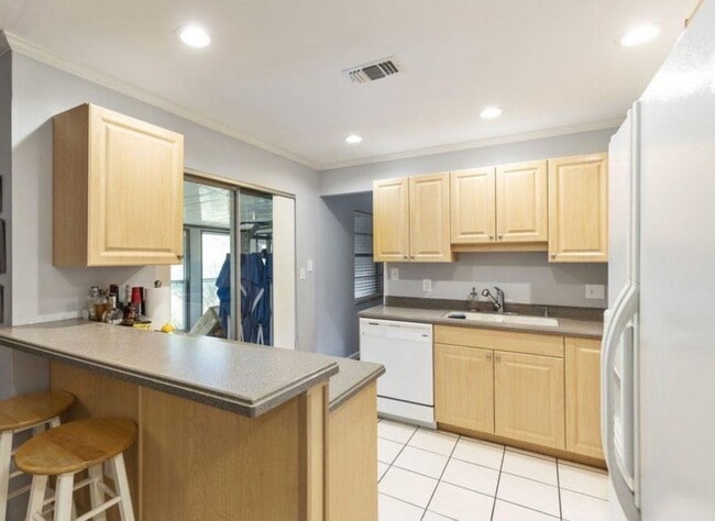 Photo - Beautifully maintained 2-bedroom, 2-bathroom home with a garage in Westwood