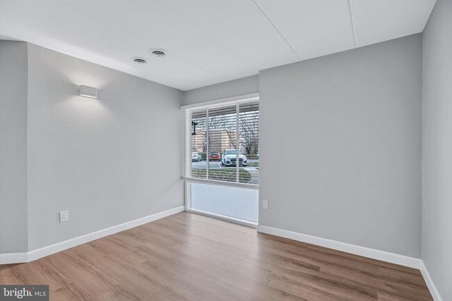 Photo - 2605 Fort Farnsworth Rd Unidad 314