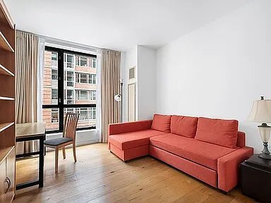 Photo - 540 W 28th St Unit 3B