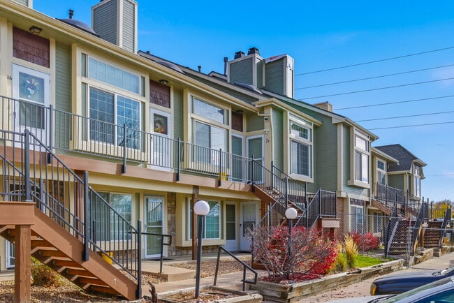 Building Photo - 1885 S Quebec Way