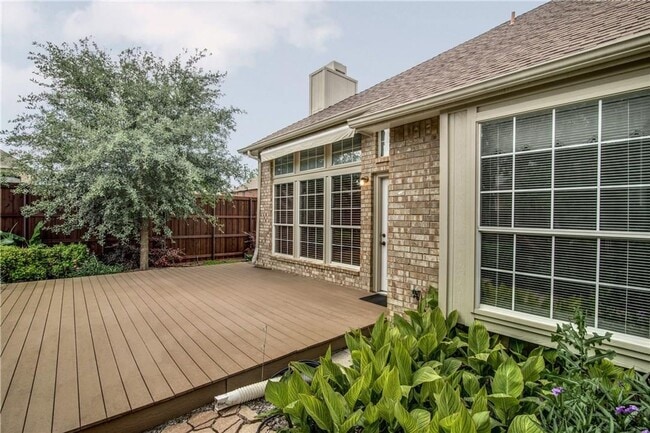 Photo - 11017 Knoxville Ln