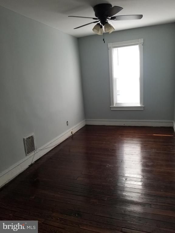 219 Woodlawn Terrace Unit 1 Apartment Collingswood, NJ