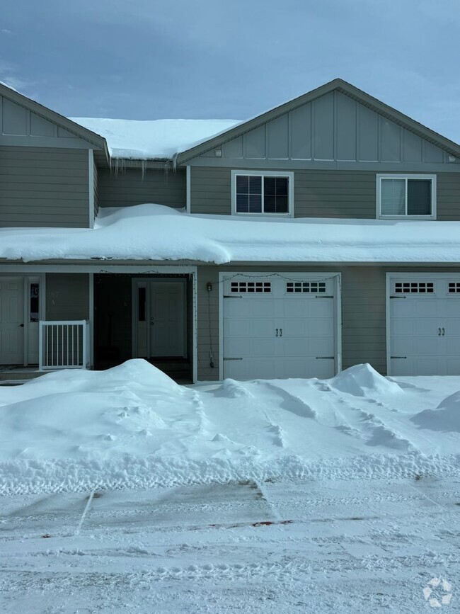 Building Photo - 3 Bedroom Condo for Rent in Bozeman! Unit B