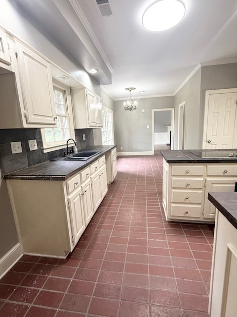 253 Rhonda Cir E