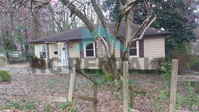 Building Photo - 3 BEDROOMS / 1 BATHROOM in Winston-Salem 2... Rental