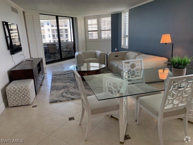 Building Photo - 6001 Pelican Bay Blvd Unit 1206 Rental