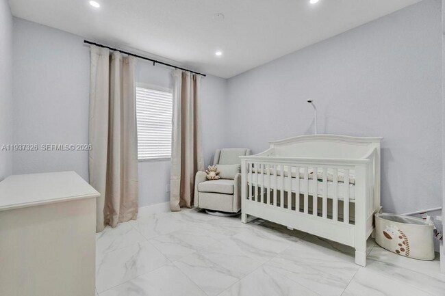 Photo - 6470 SW 27th St