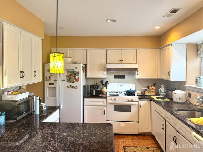 Photo - 32 Ketley Pl