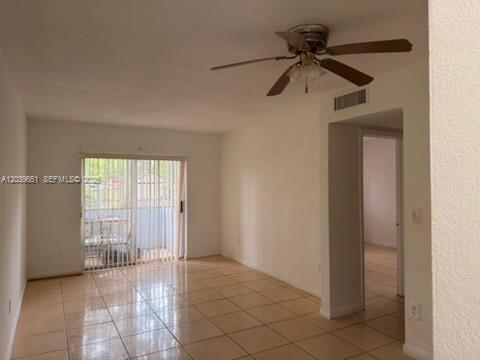 Photo - 2400 NW 22nd Ct Unit 3