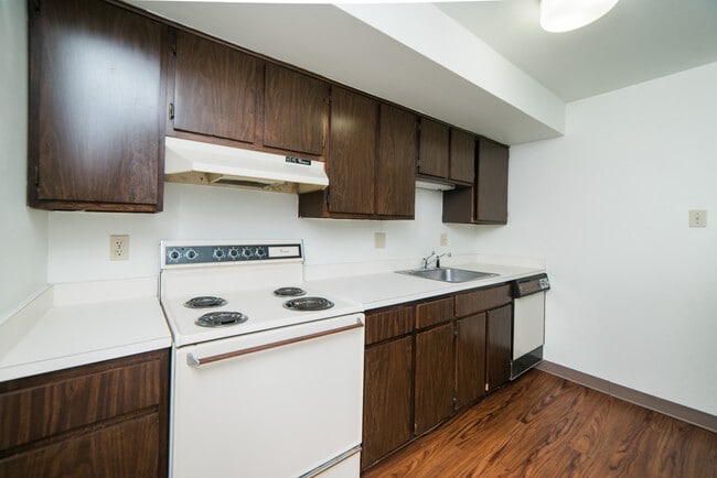 Photo - Sylvan Ridge Apartments