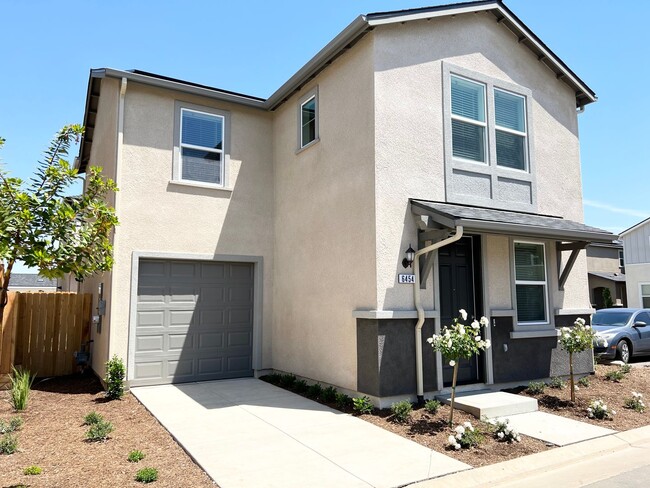 Photo - Brand new 3 bedroom / 2.5 bath in Clovis Unified School District