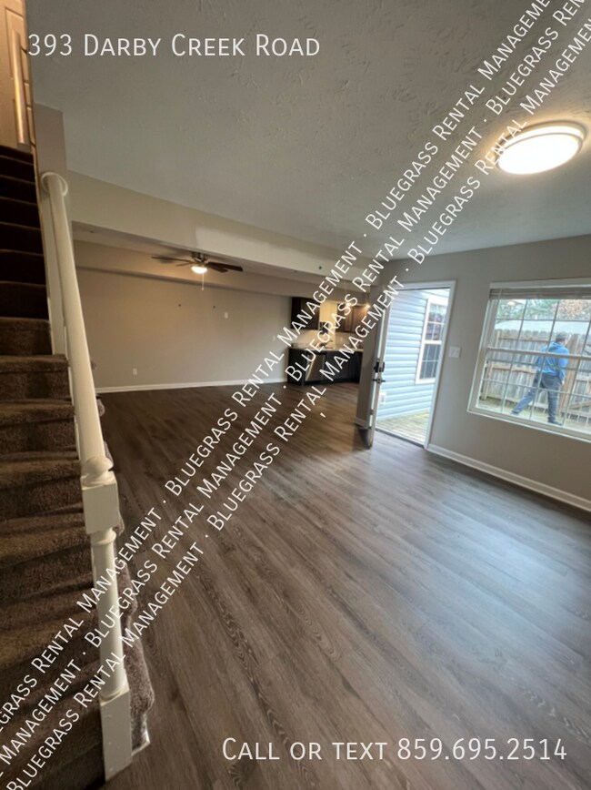 Photo - 393 Darby Creek Rd