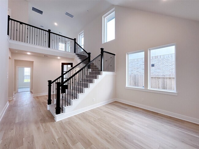 Photo - 6007 Churchill Spgs Ln