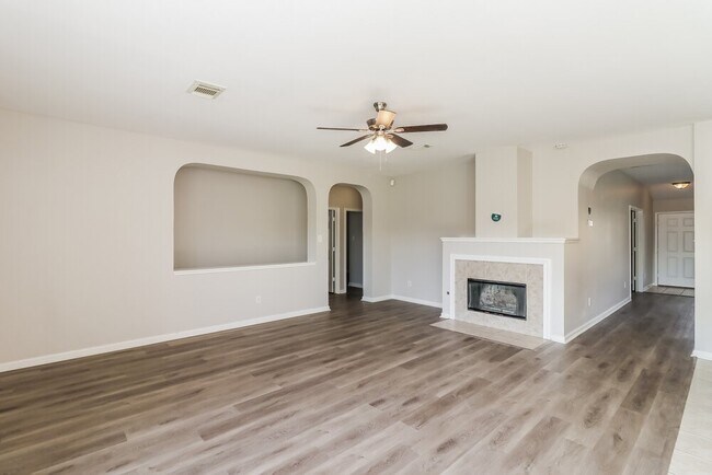 Photo - 6227 Channelbrook Ln