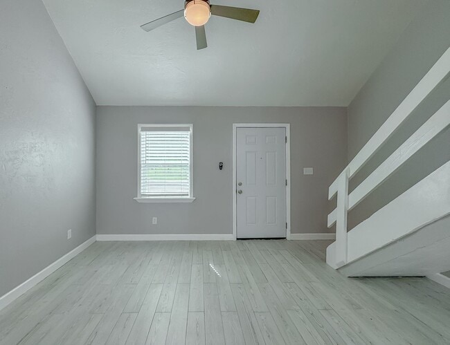 Photo - MODERN! Walk to FSU 2/2 w/ Marble Counters, Stainless Steel Appliances, & Privacy Fenced Yard! Av...