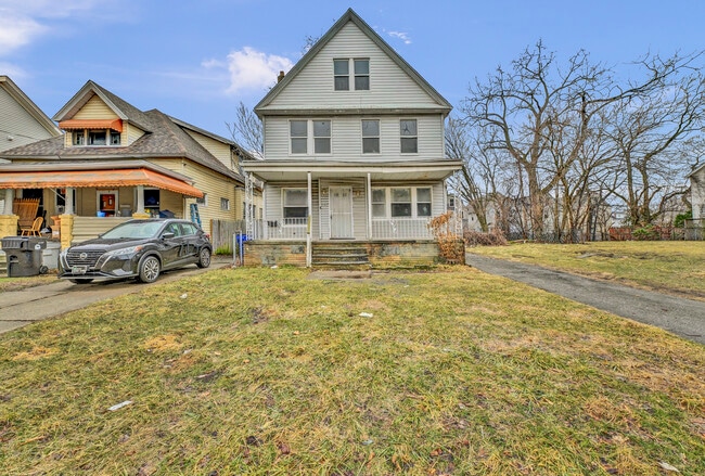 Photo - 9502 Talbot Ave