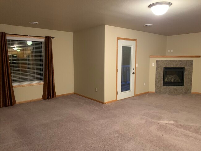 Stonewood Apartments