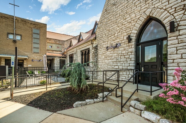 Building Photo - 4301 Olive St Unit 102