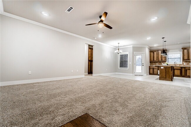 Photo - 933 Hampton St