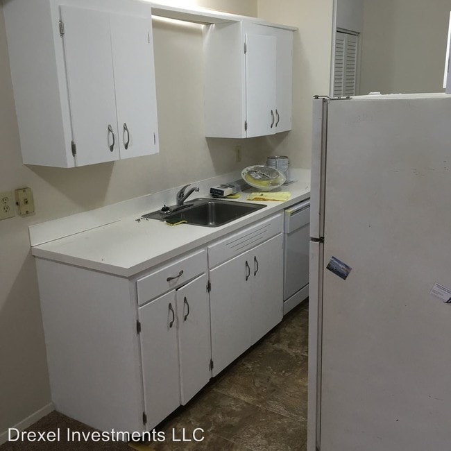 Photo - Rainier Court Apartments