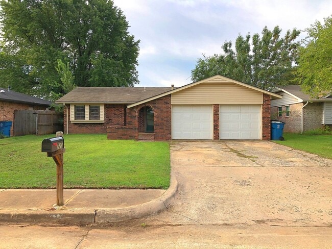 Photo - Great Location! Central Edmond!