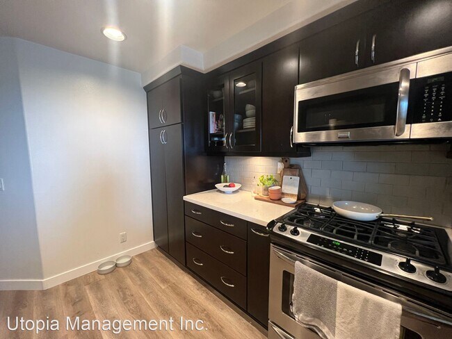 Photo - 2 br, 2 bath House - 4167 Warner Ave., #202