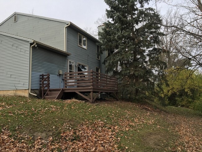 Photo - 5722 Bluebird Ct