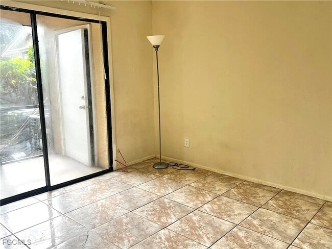 Photo - 824 Alderman St Unit 106