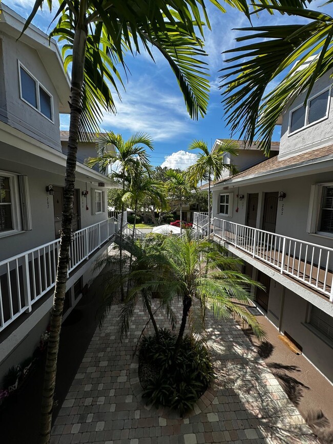 Photo - 510 NE 17th Ave Unit 206