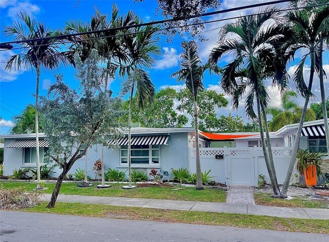 Photo - 1614 NE 7th St