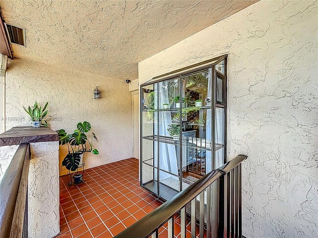 Photo - 2363 SW 15th St Unit 84