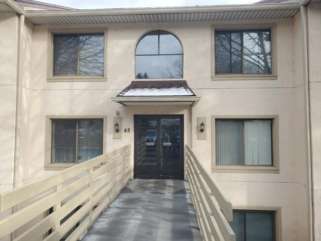 Building Photo - 48 Muirfield Dr