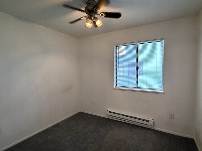 Photo - 1209 W Plum St