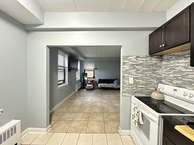 Photo - 1360 W Touhy Ave Unit 901