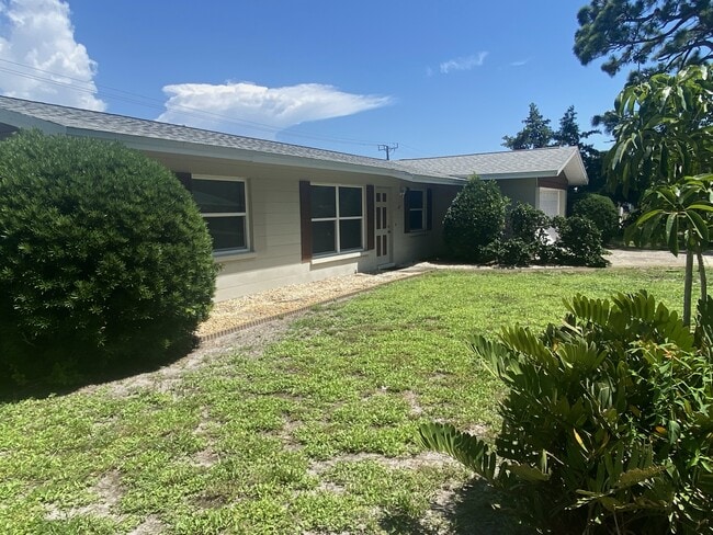 Photo - 605 Ravenna St