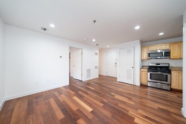 Photo - 413-415 9th St Condo Unit 302