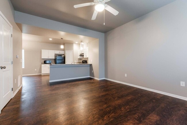 Photo - Danamere Village