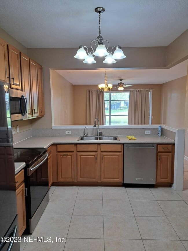 Photo - 7540 Red Crane Ln