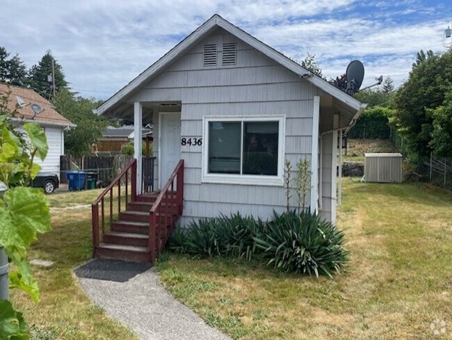 Building Photo - CHARMING 3 BEDROOM IN SEATTLE Rental