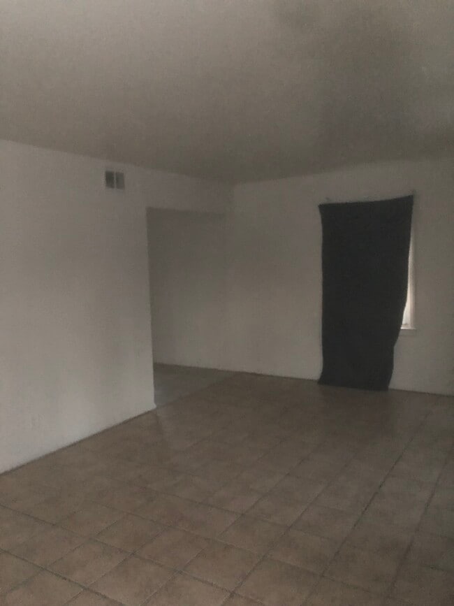 Photo - 4024 Prescott Ave